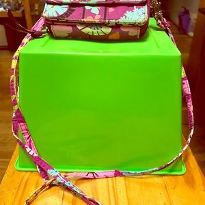 Vera Bradley dainty, over-the-shoulder purse.